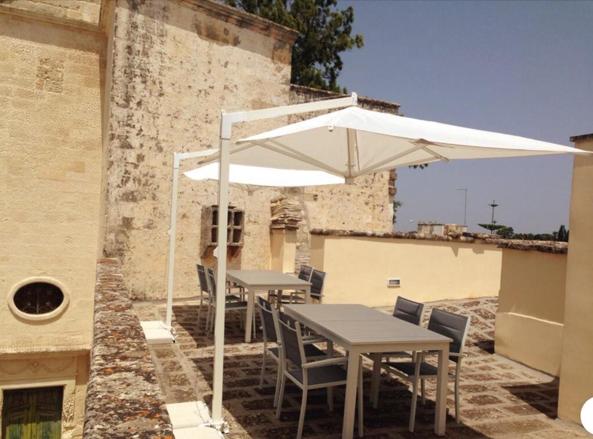 Palazzo De Carlo E Il Parco Dei 7 Pozzi Bed & Breakfast Lecce Exterior foto