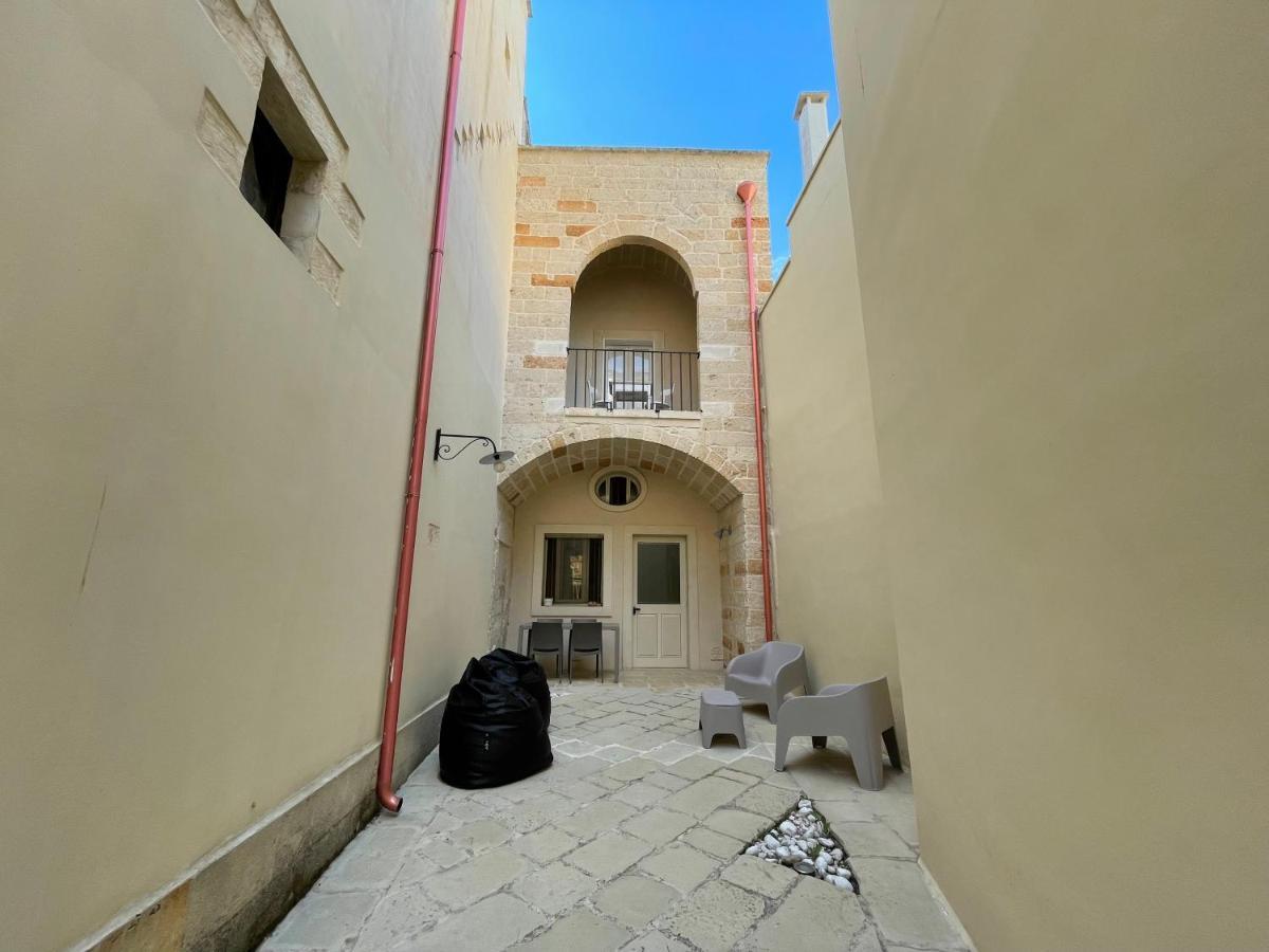 Palazzo De Carlo E Il Parco Dei 7 Pozzi Bed & Breakfast Lecce Exterior foto