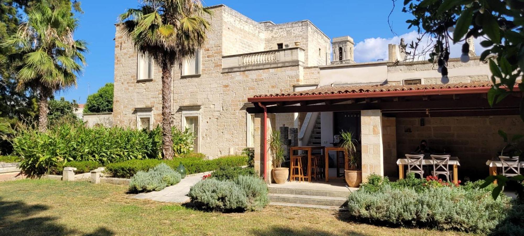 Palazzo De Carlo E Il Parco Dei 7 Pozzi Bed & Breakfast Lecce Exterior foto